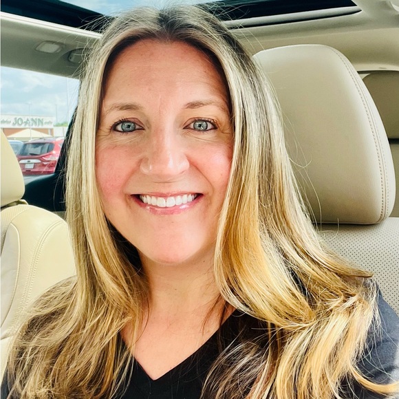 Meet your Posher, Samantha - Picture 1 of 1